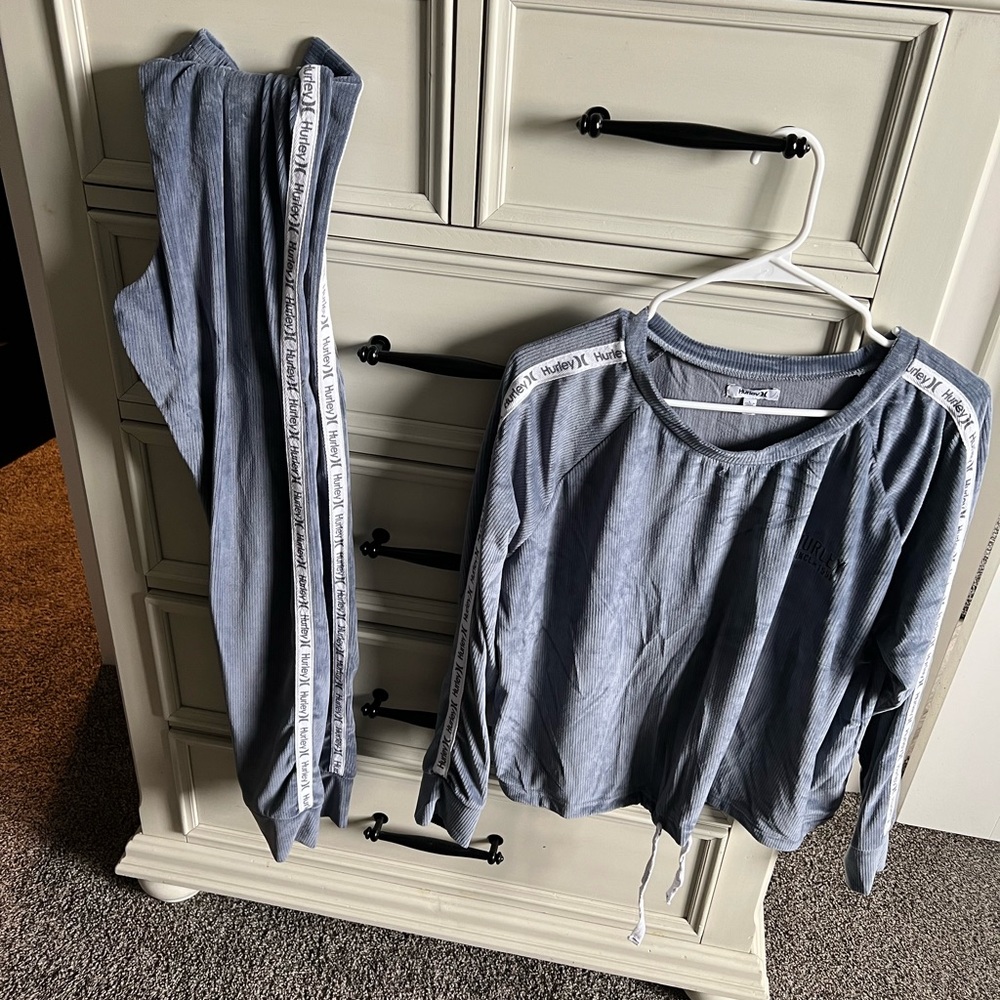 Hurley Pajama set!! Super soft!!